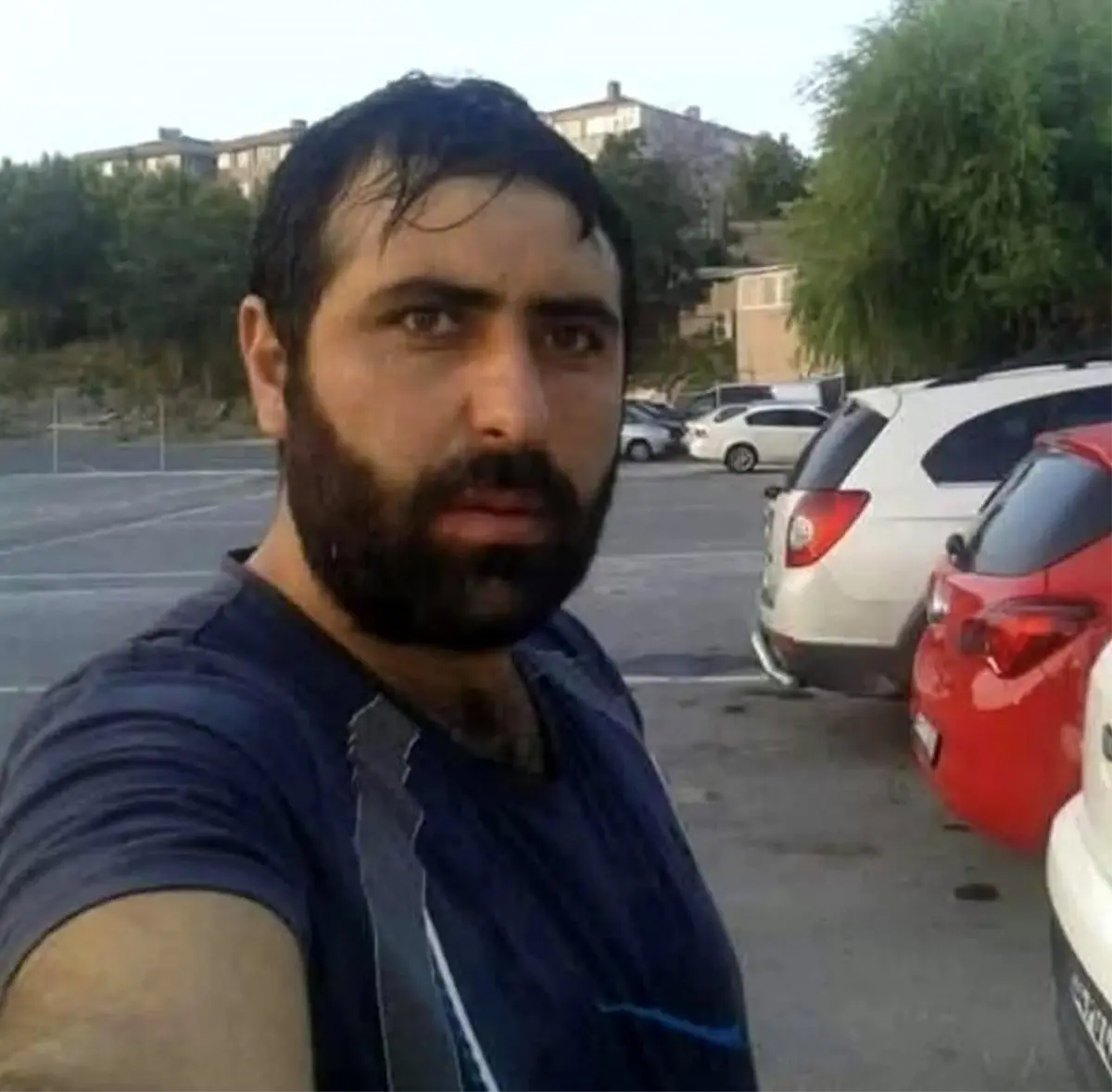 İdil'de tarlada feci kaza: Çiftçi hidrolik basıncın arasında can verdi