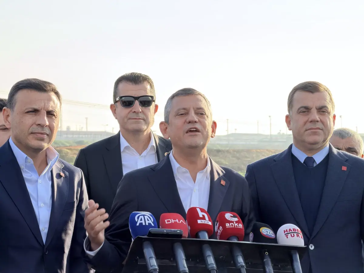 Özgür Özel Silivri'de - 1