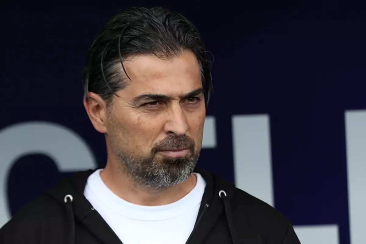 1.5 yıllık imza attı! İşte İlhan Palut'un koltuğuna oturan isim