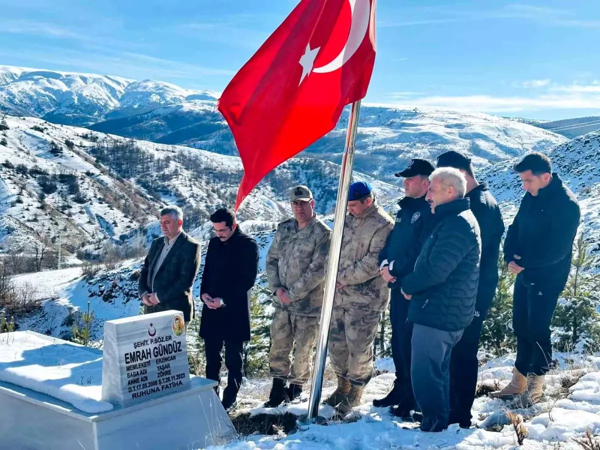 Şehit Piyade Sözleşmeli Er Emrah Gündüz dualarla anıldı