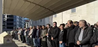 Trabzon'da trafik kazasında hayatını kaybeden 8 yaşındaki çocuğun cenazesi defnedildi