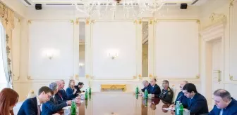 Aliyev: 'Azerbaycan ile İngiltere arasında savunma sanayisi alanında yeni dönem başladı'