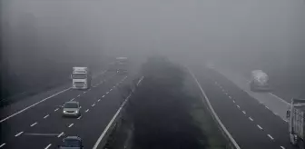 Anadolu Otoyolu'nun Düzce geçişinde sis etkili oldu