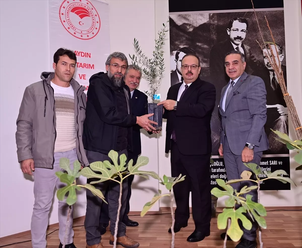 Aydın'da fidan dağıtımı yapıldı