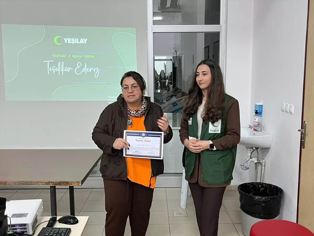 Aydın'da üniversite öğrencileri bağımlılık hakkında bilgilendirildi