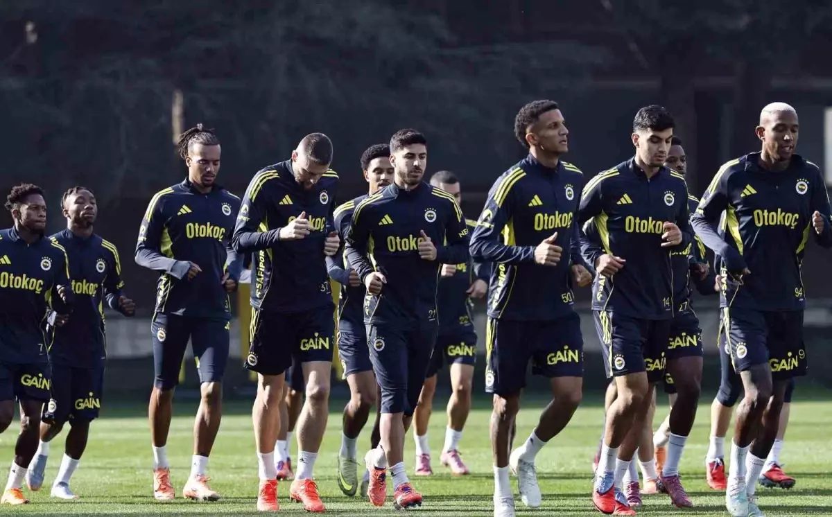 Fenerbahçe, RAMS Başakşehir maçının hazırlıklarına başladı