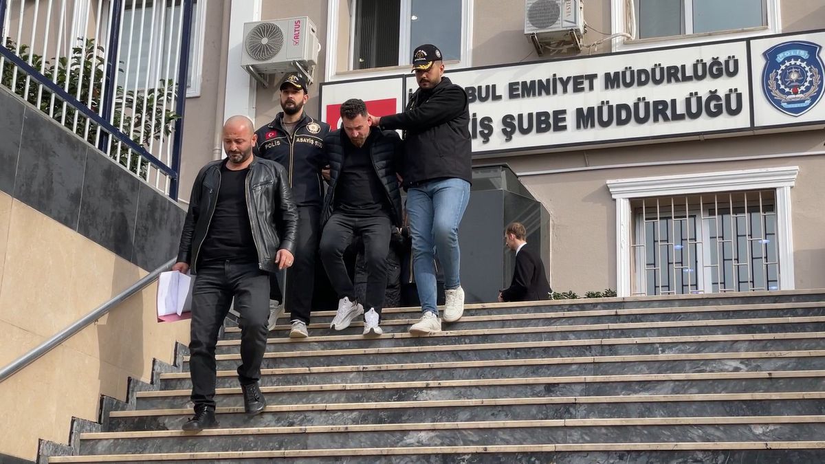 Haklarında 12 yıl hapis cezası bulunan 2 firari hükümlü yakalandı
