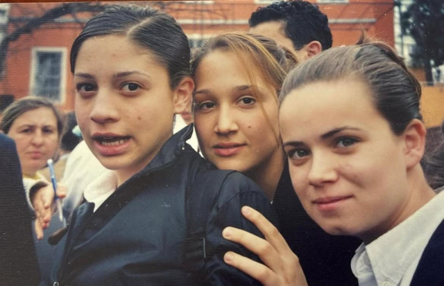 'Oh my days': A nostalgic greeting from Gupse Özay to her high school years