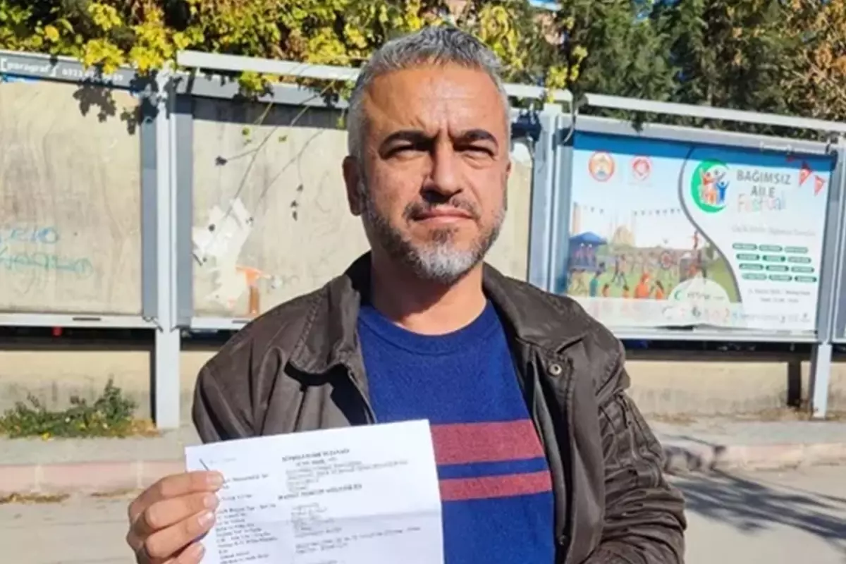 Kazım Koyuncu'nun şarkısı için açılan tazminat davası tatlıya bağlandı