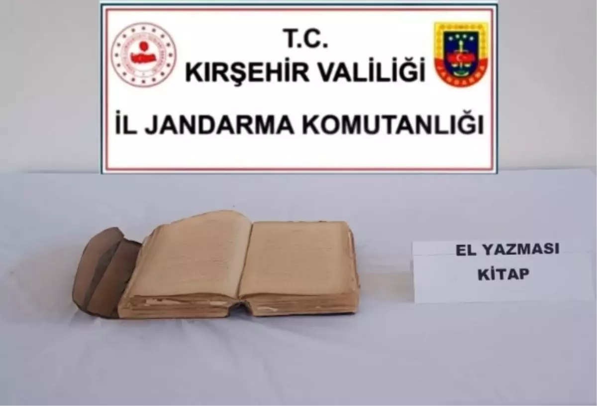 Kırşehir'de Osmanlı Dönemi'ne ait el yazması Kur'an-ı Kerim ele geçirildi