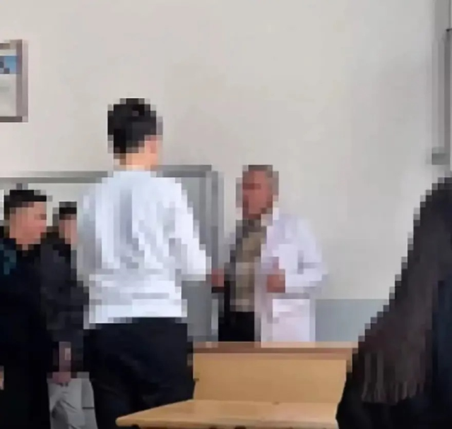 Words from the teacher who was bullied and mocked by the students