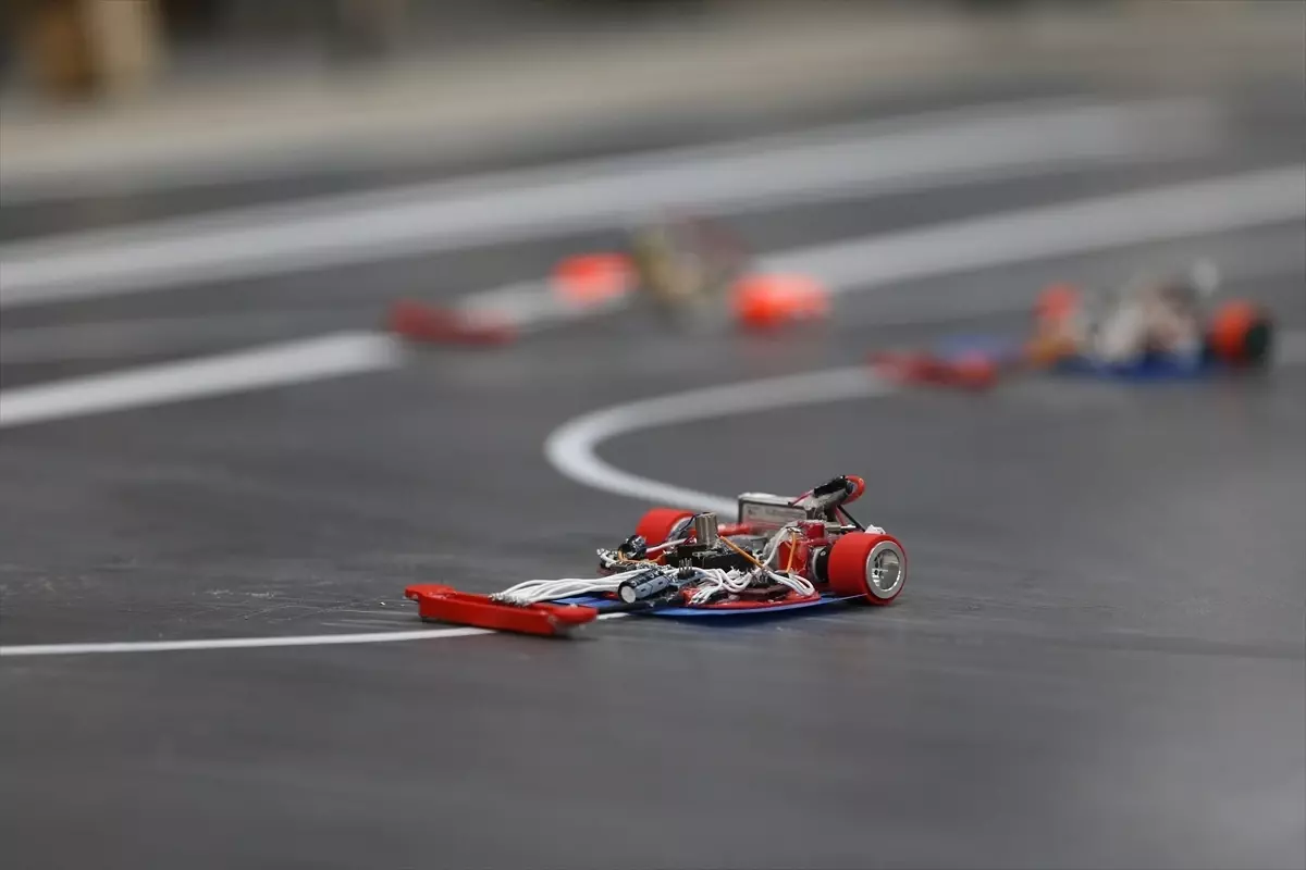 Otonom robotla Avrupa üçüncüsü olan meslek liseliler gözünü zirveye dikti