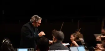 Sanatçılar Eryılmaz ve Keskin, CSO Ada Ankara'da sahne aldı