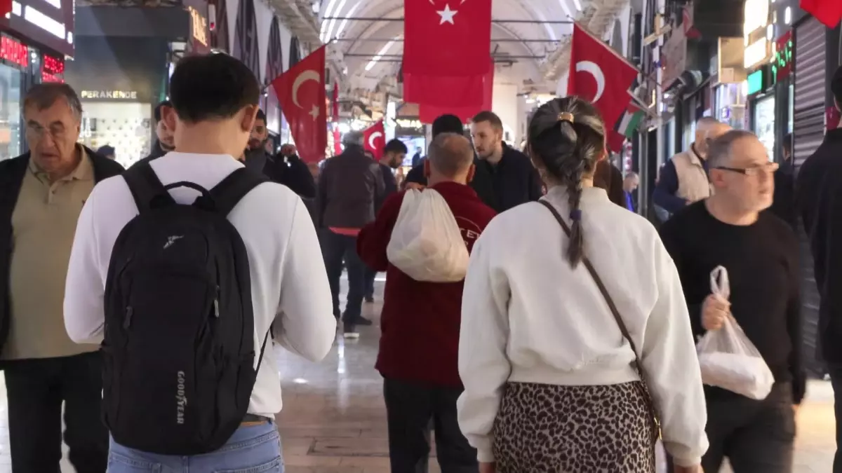 Uzmanlardan imitasyon altın uyarısı: Metaller deriye nüfuz edip yoğun bakımlık edebilir