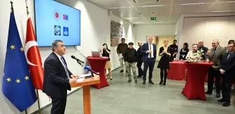 2025 İpek Yolu Rallisi'nin yolculuğu Brüksel'de Türk kahvesi eşliğinde anlatıldı