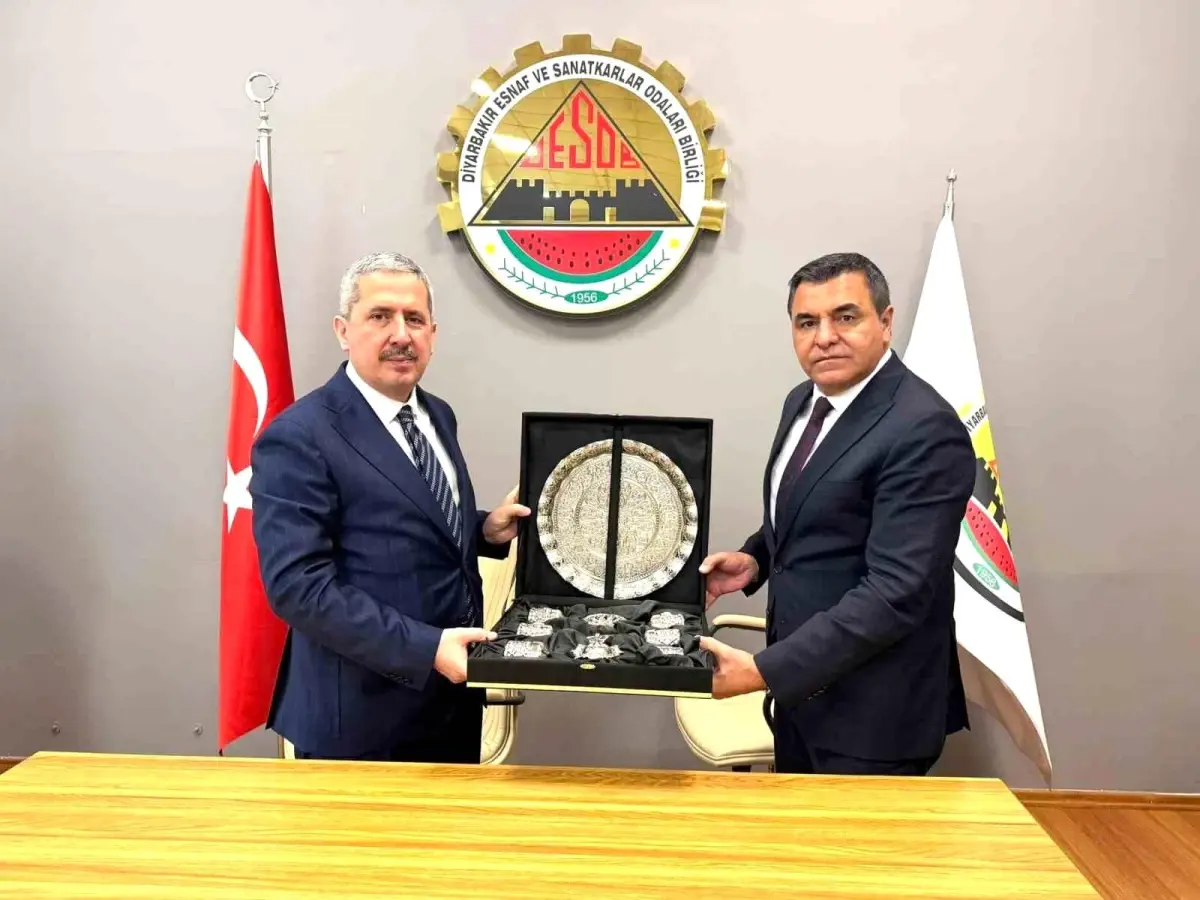Bakan Yardımcısı Gürcan, DESOB Başkanı Ebedinoğlu ile bir araya geldi