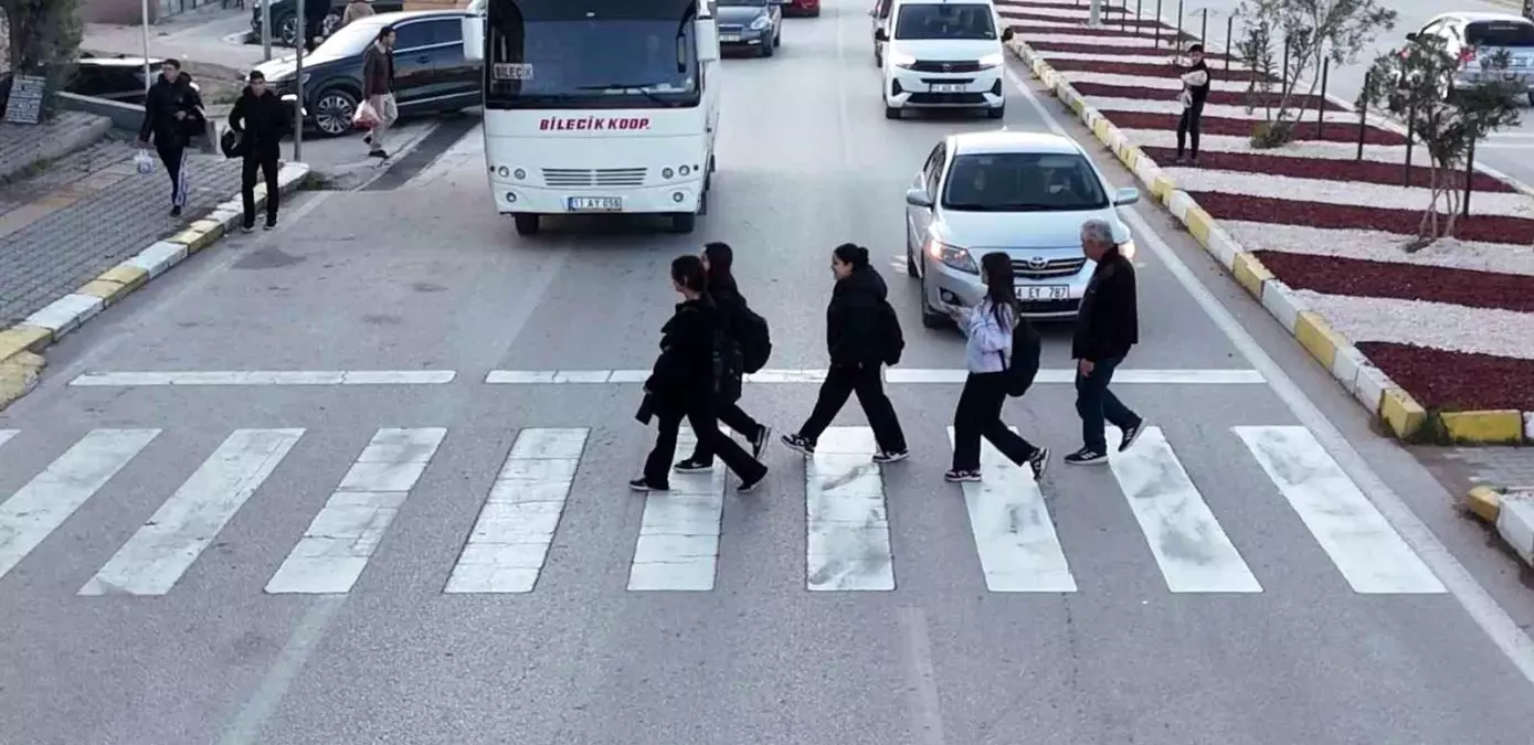 Bilecik'te drone destekli trafik denetimi: 29 sürücüye ceza