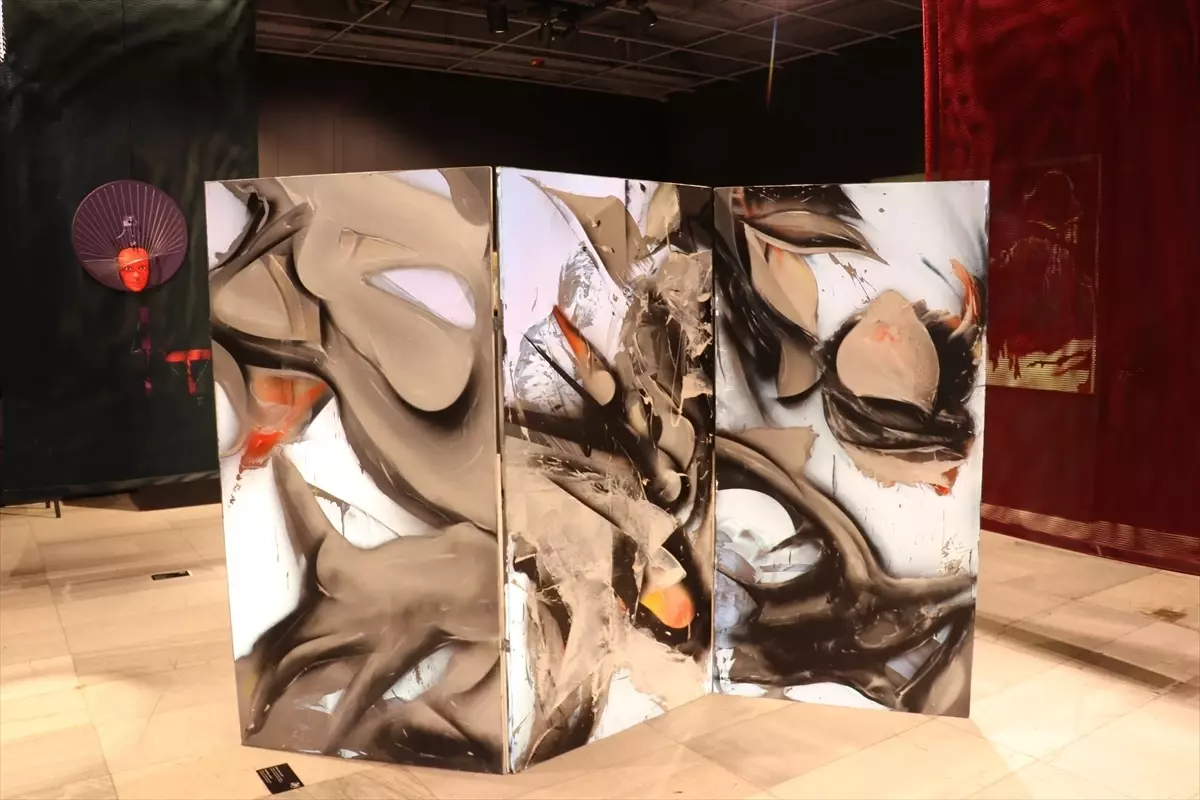 Bulgaristan'da Türk sanatçıların eserlerinden oluşan 'Sofya-İstanbul: Sanat Köprüsü' sergisi açıldı