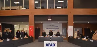 Muş'ta arama kurtarma eğitimi alan 309 AFAD gönüllüsüne sertifikaları verildi