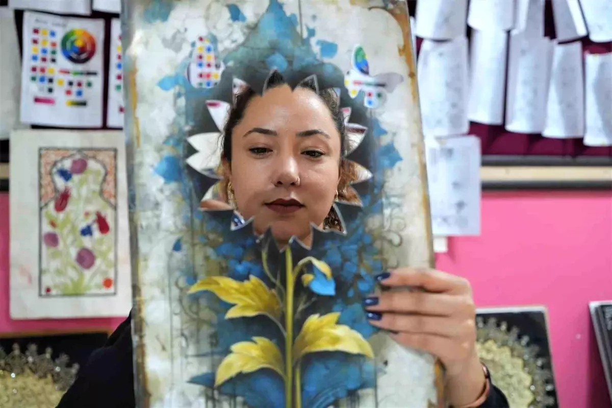 Muş'ta kadınlar kâğıt rölyef kursuyla aile bütçesine katkı sağlıyor