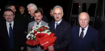 Ulaştırma ve Altyapı Bakanı Uraloğlu, Erzurum'da AK Parti İl Başkanlığı'nda konuştu Açıklaması