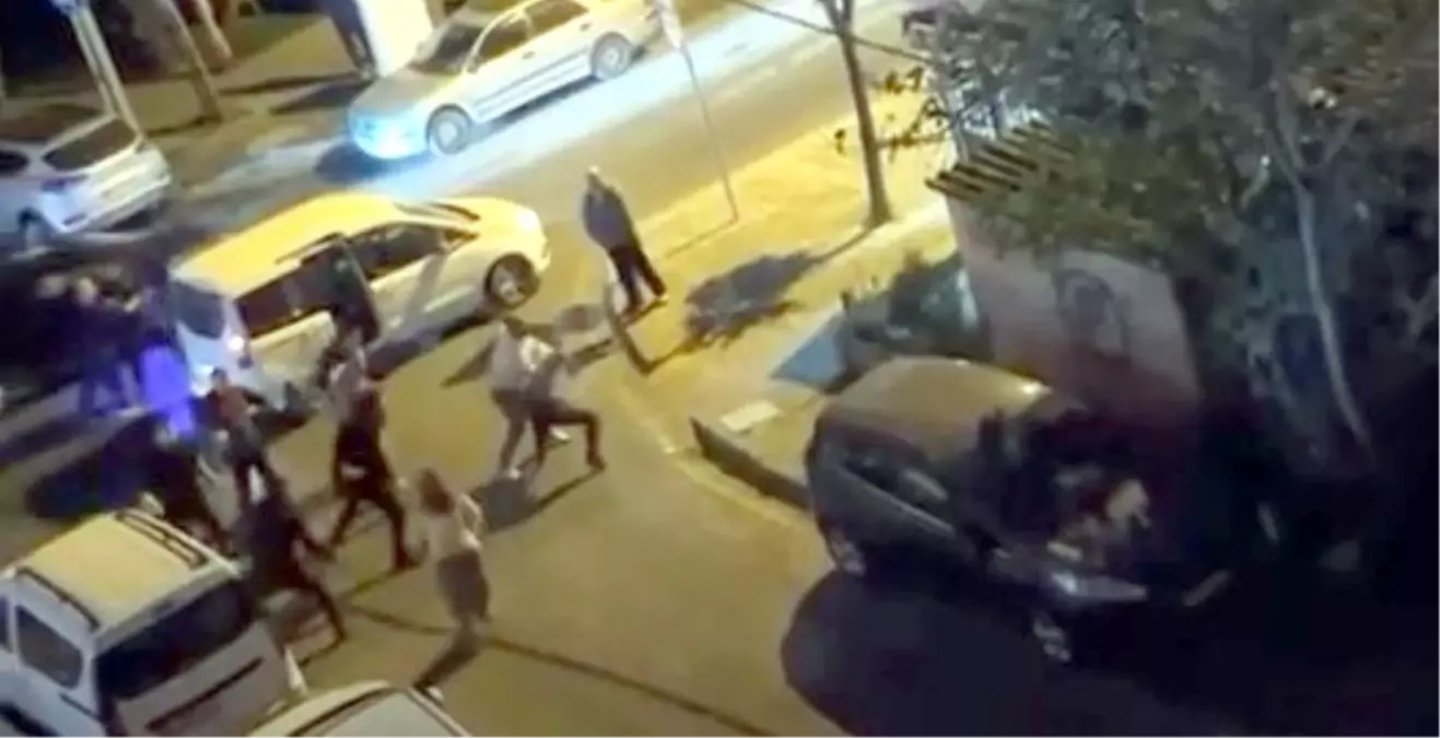 Avcılar'da mahalle kavgası kamerada
