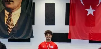 Büyükşehir Belediyesi Spor AŞ sporcusu Kutay Tek, okçulukta Türkiye şampiyonu oldu