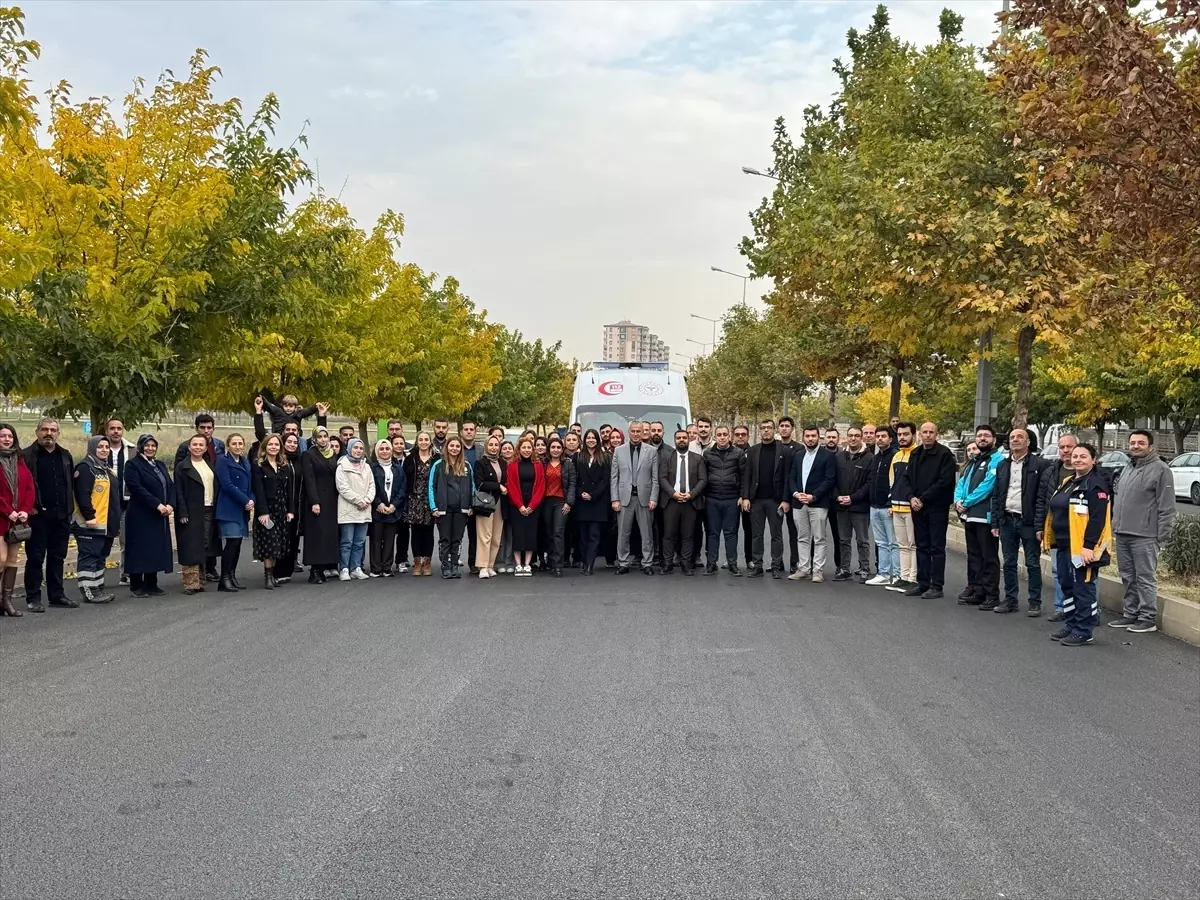 Diyarbakır'da ambulansların trafikte karşılaştığı sorunlara yönelik saha incelemesi yapıldı