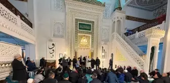 Erdek'te çocuklar ve gençler sabah namazında buluştu