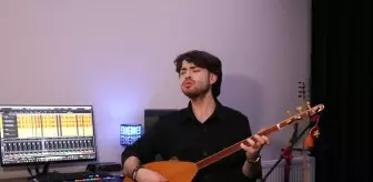 Genç müzisyenin stüdyoya çevirdiği odasından bağlama ailesinin ezgileri yükseliyor