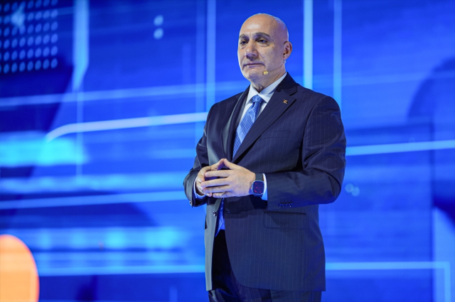 Halkbank Genel Müdürü Arslan'dan genç girişimcilere müjde: Teminatsız 1 milyon TL Gençİz kredisi 5 halkbank genel muduru arslan dan genc 19329895 9132 m