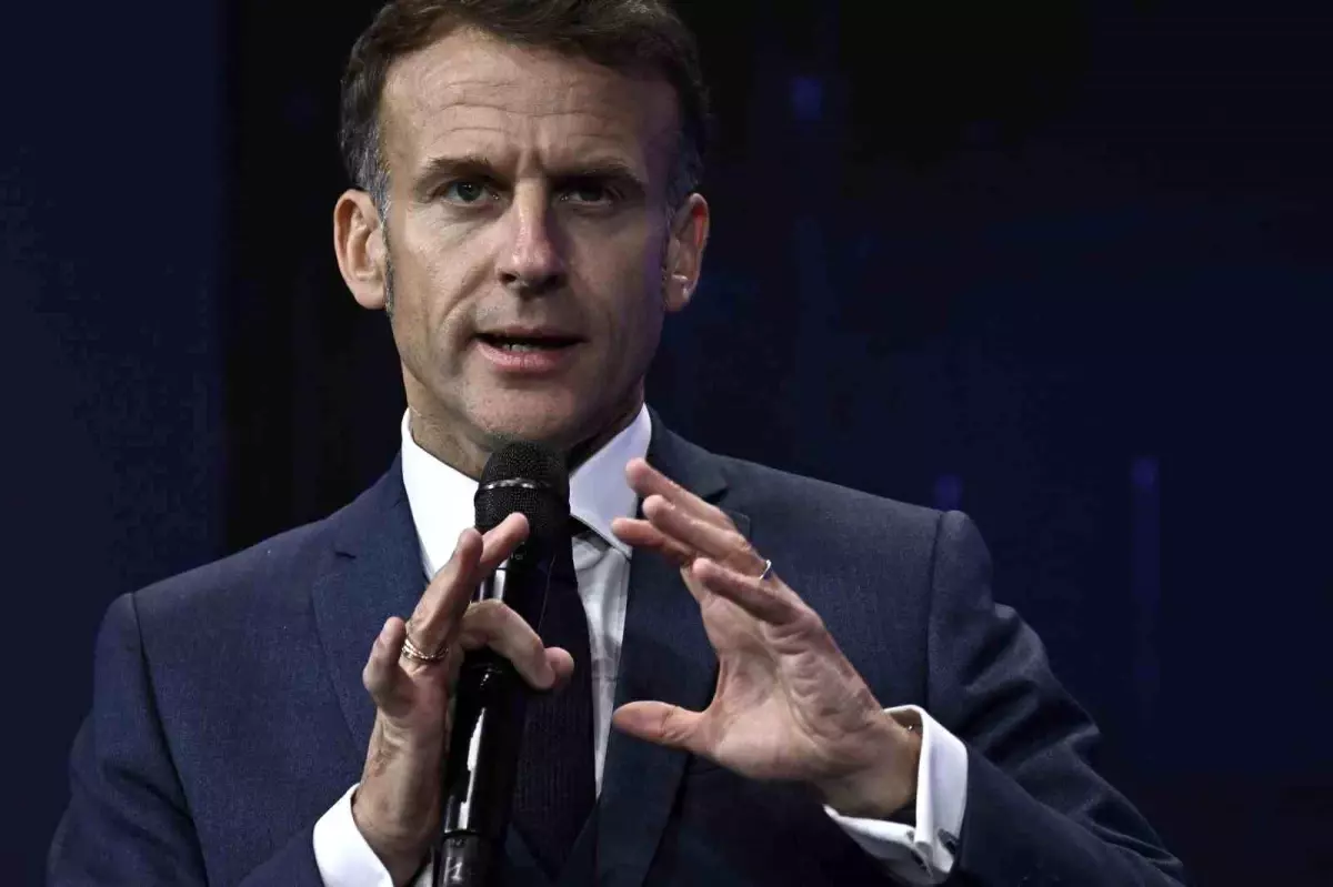 Macron, 8 Aralık'ta Londra'da Zelenskiy ve Avrupalı liderlerle bir araya gelecek