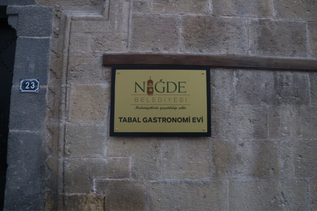 Niğde tabal gastronomi evi, 125 yıllık Michelin Guide listesine giren ilk belediye işletmesi oldu Niğde tabal gastronomi evi, 125 yıllık Michelin Guide listesine giren ilk belediye işletmesi oldu