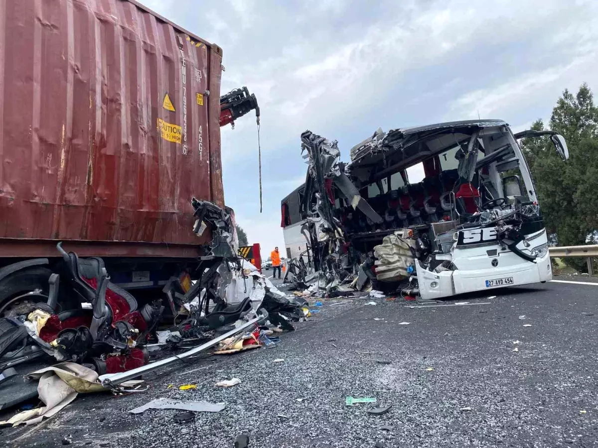 Osmaniye'deki feci kazada ölü sayısı 7 yükseldi