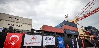 Sudan'a çadır ulaştıracak gemi Mersin'den uğurlandı