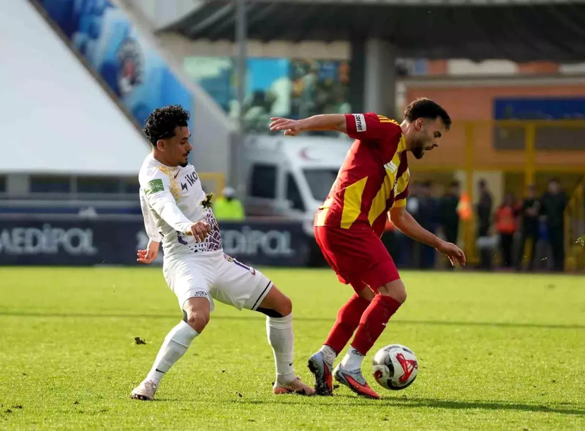 Trendyol Süper Lig: Eyüpspor: 0 Kayserispor: 0 (İlk yarı)