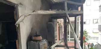 Yalova'da dairede çıkan yangında anne ile özel gereksinimli çocuğu dumandan etkilendi