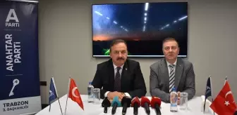 Anahtar Parti Genel Başkanı Ağıralioğlu, Trabzon'da gazetecilerle bir araya geldi