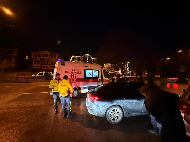 The driver who fell asleep at the wheel and crashed was awakened after 3 hours of effort by breaking the window