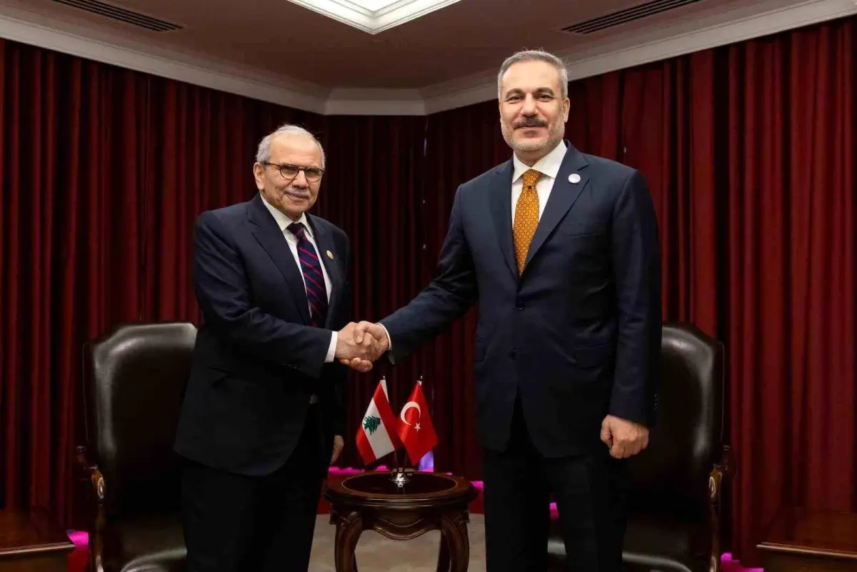 Dışişleri Bakanı Fidan, Lübnan Başbakanı Salam ile görüştü