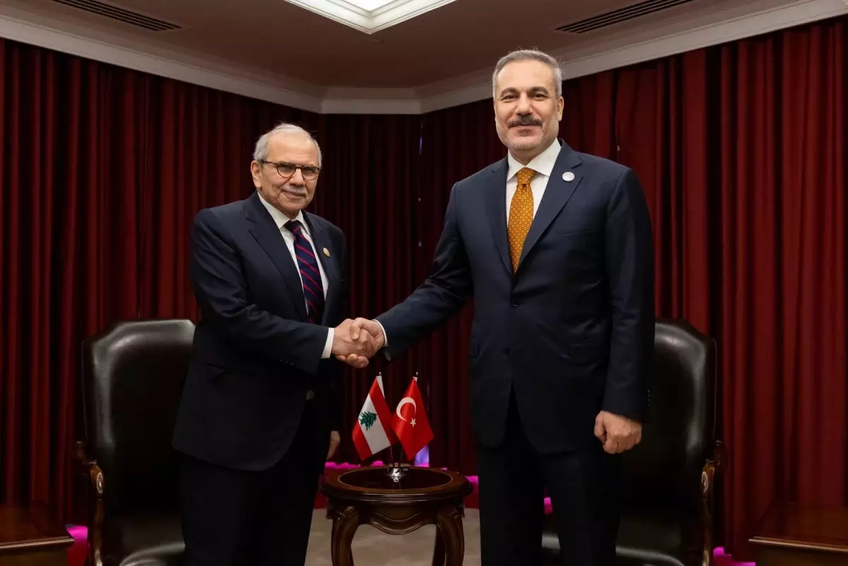Dışişleri Bakanı Fidan, Lübnan Başbakanı Selam ile görüştü