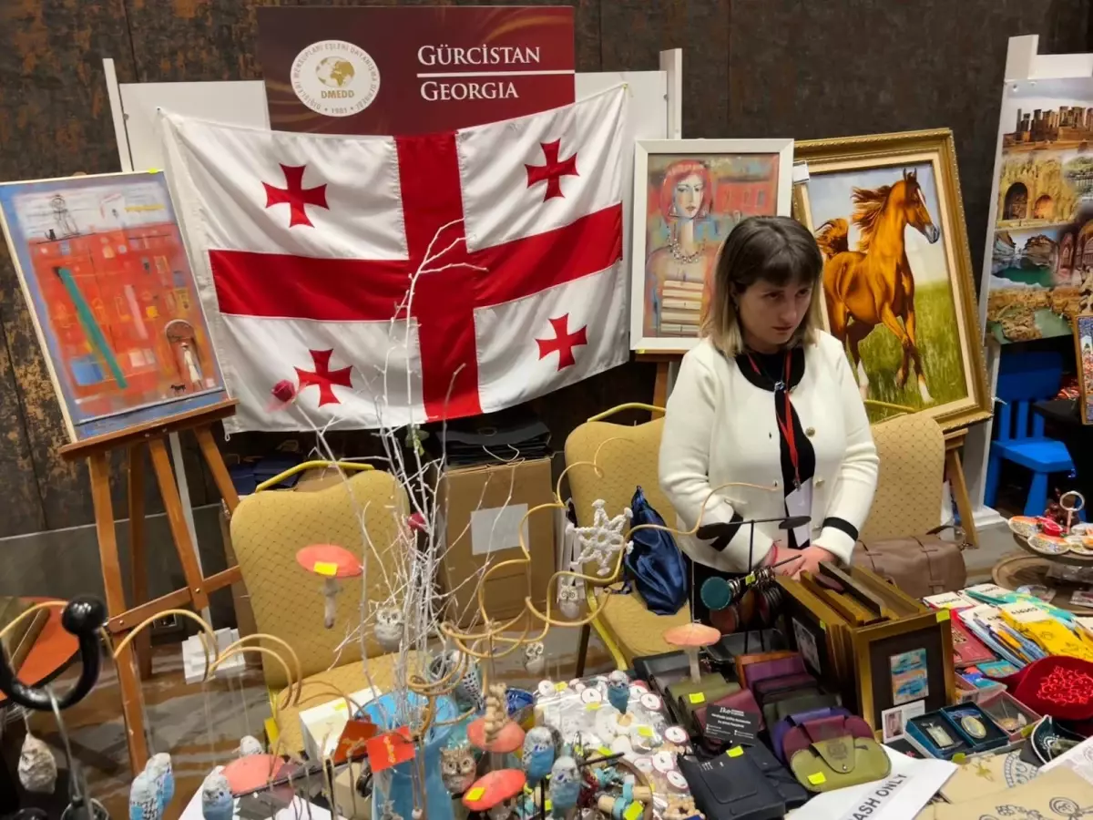 Dışişleri Mensupları Eşleri Dayanışma Derneği'nin Kermesi Ankara'da Gerçekleştirildi