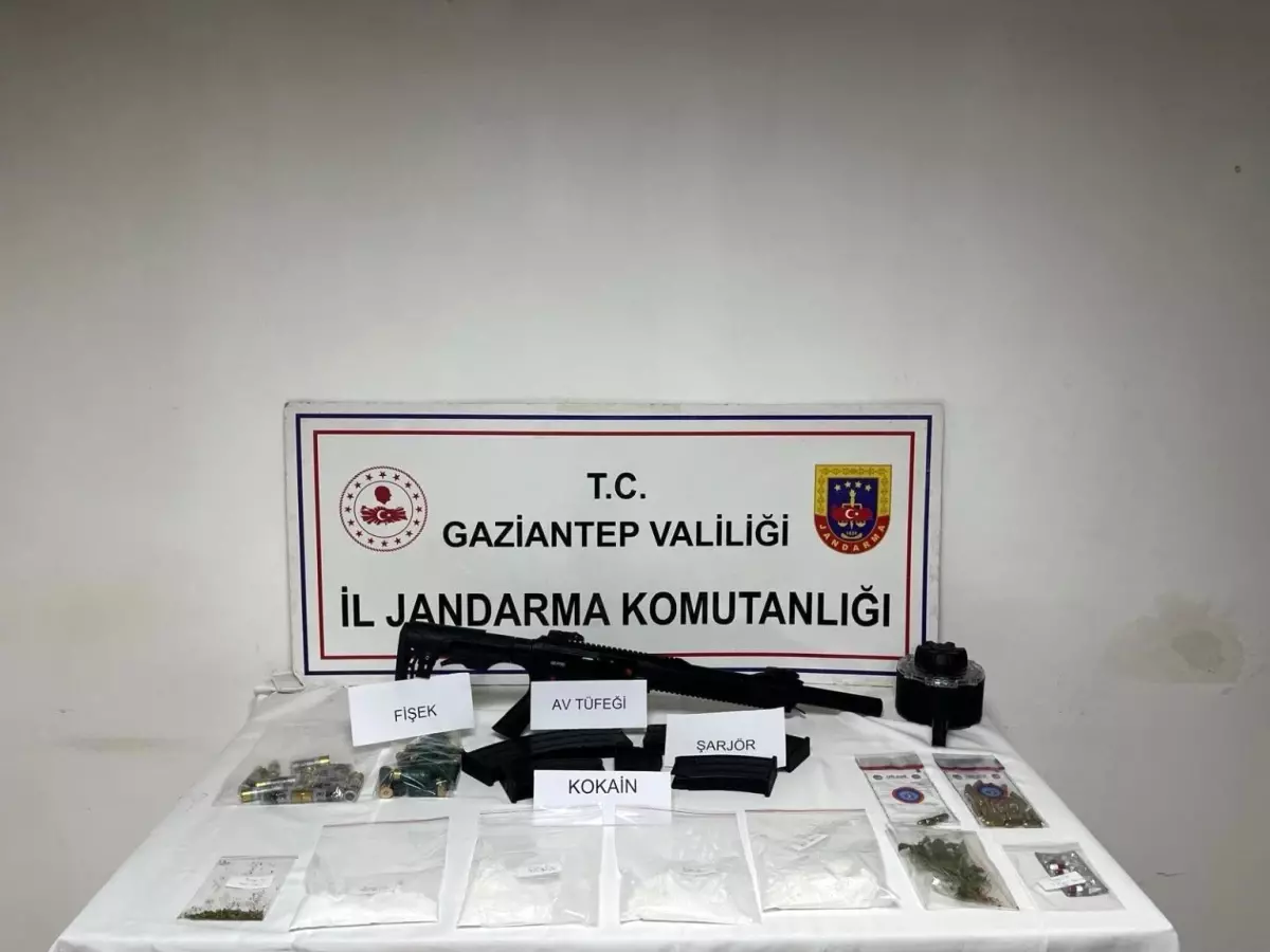 Gaziantep'te jandarmadan organize suç örgütü operasyonu: 3 şahıs tutuklandı