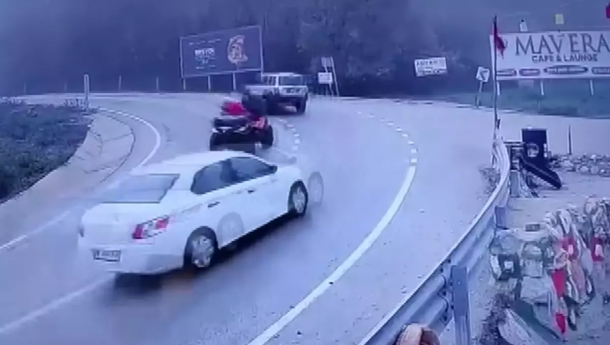 Uludağ Yolunda Yaşanan Kazalar Güvenlik Kamerasına Yansıdı