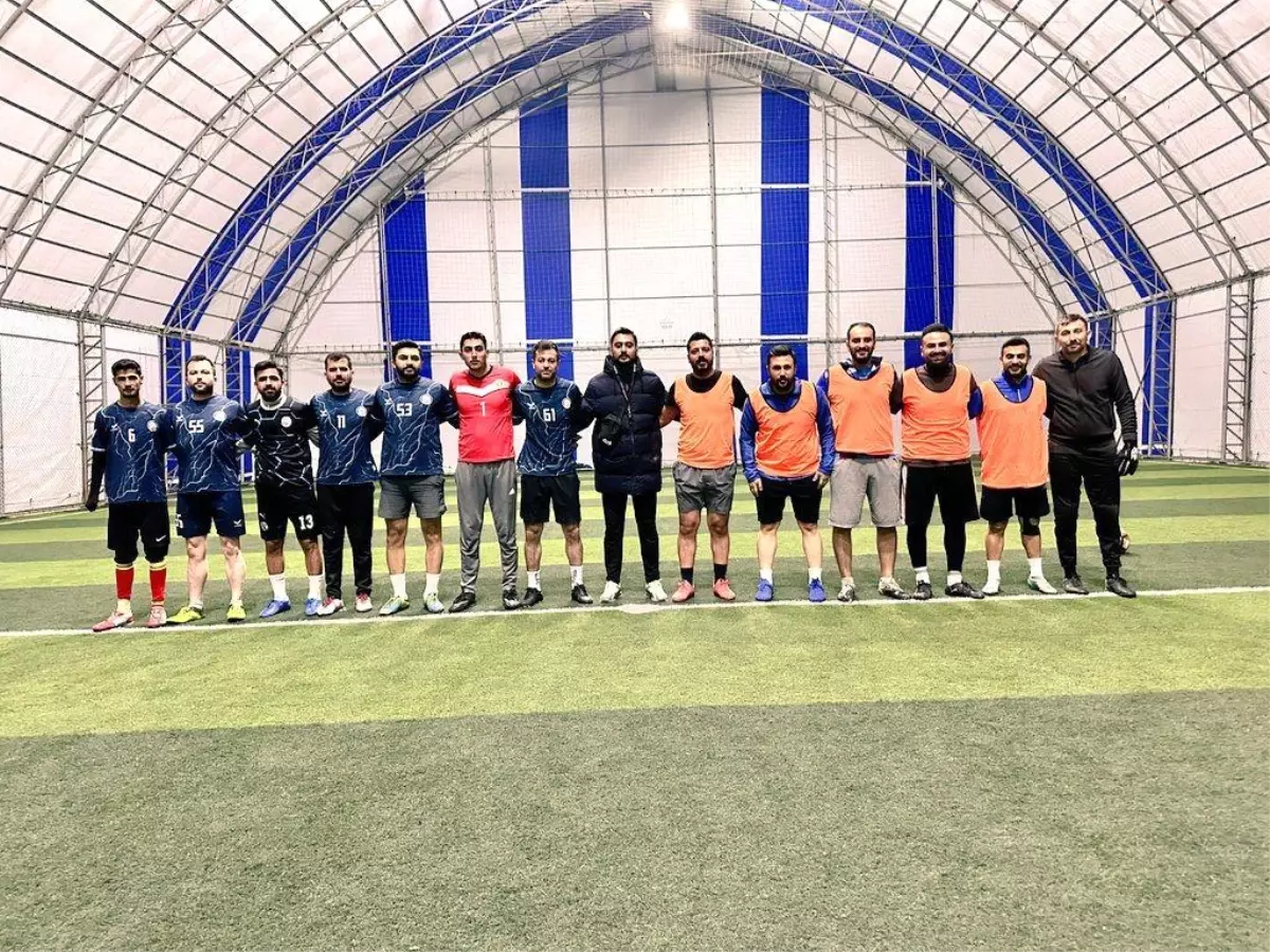 Öğretmenler arası futbol turnuvası başladı