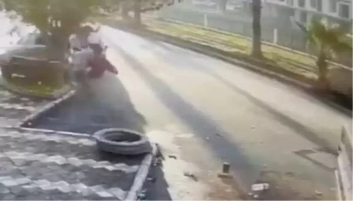 Polise çarptığı kazanın görüntüsünü sosyal medyada paylaştı, gözaltına alındı