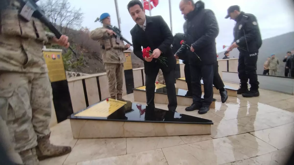 Tokat'ta 16 yıl önce şehit olan 7 asker için anma töreni