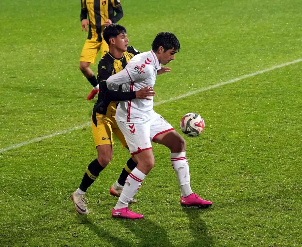 Trendyol 1. Lig: İstanbulspor: 2 Özbelsan Sivasspor: 1