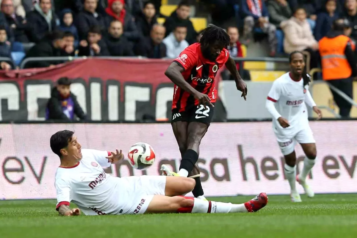 Trendyol Süper Lig: Gençlerbirliği: 3 Fatih Karagümrük: 0 (Maç sonucu)