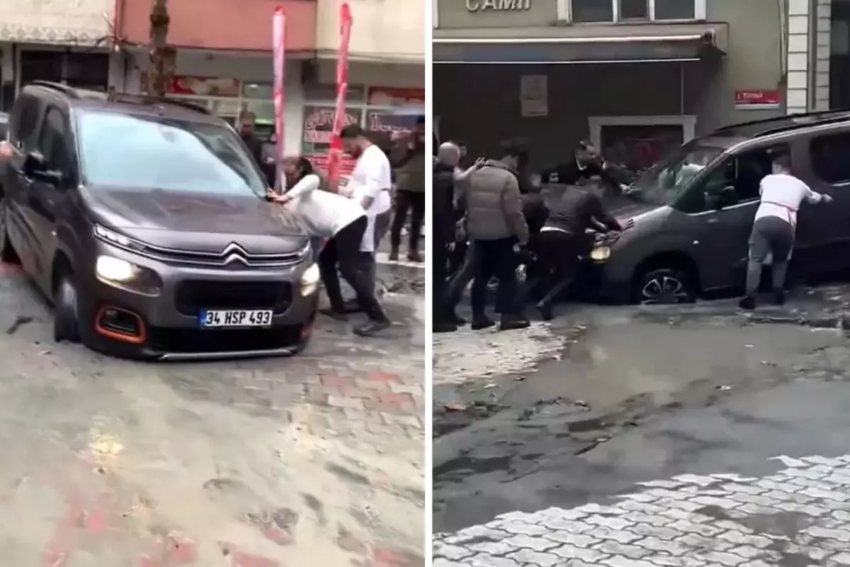 Yağmur sonrası yol çöktü, araçlar çukura düştü